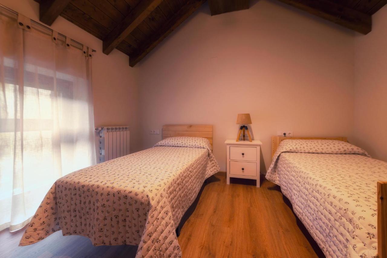 Apartamentos Camino De La Val Борау Экстерьер фото