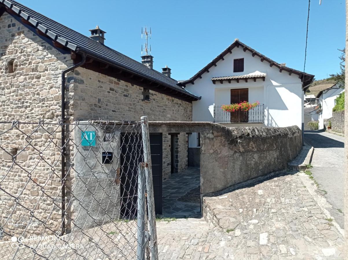 Apartamentos Camino De La Val Борау Экстерьер фото