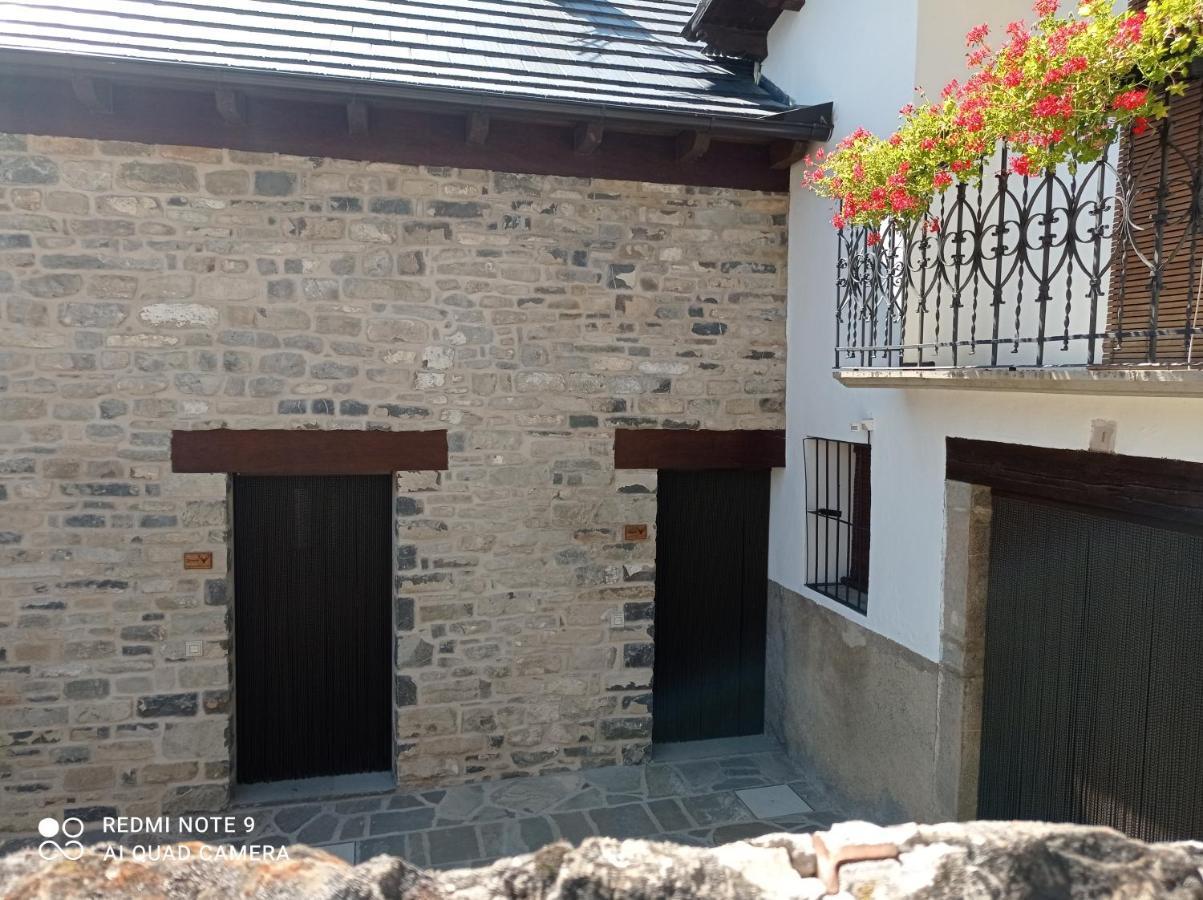 Apartamentos Camino De La Val Борау Экстерьер фото